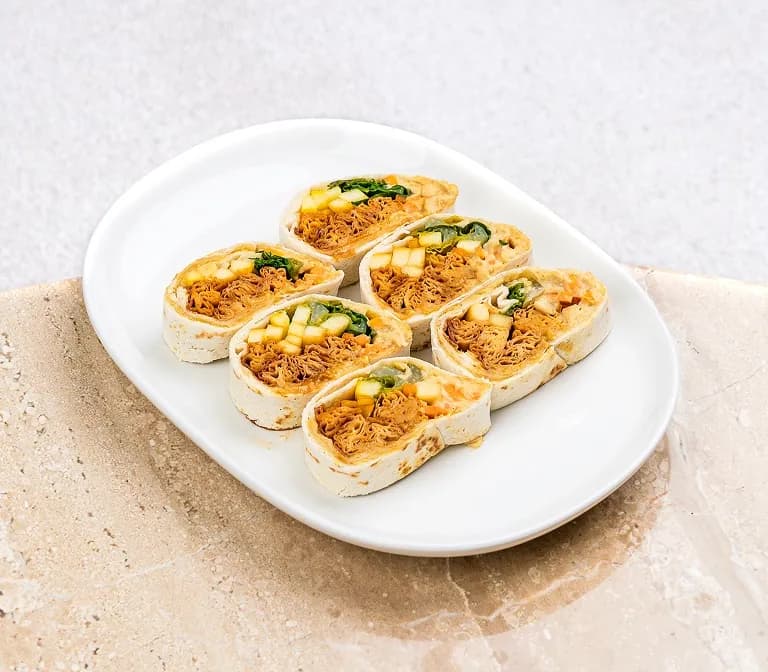 OrganicRoll з фуджу та трюфельним хумусом
